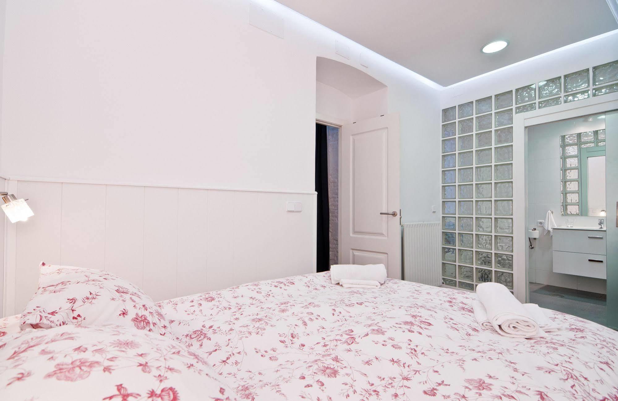 Apartamento Retiro Madrid Dış mekan fotoğraf